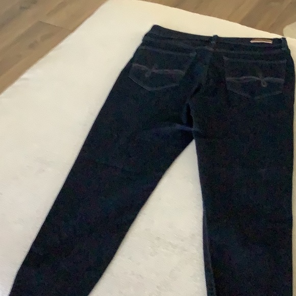 Denizen from Levi’s High Rise Ankle Jegging - Picture 5 of 5